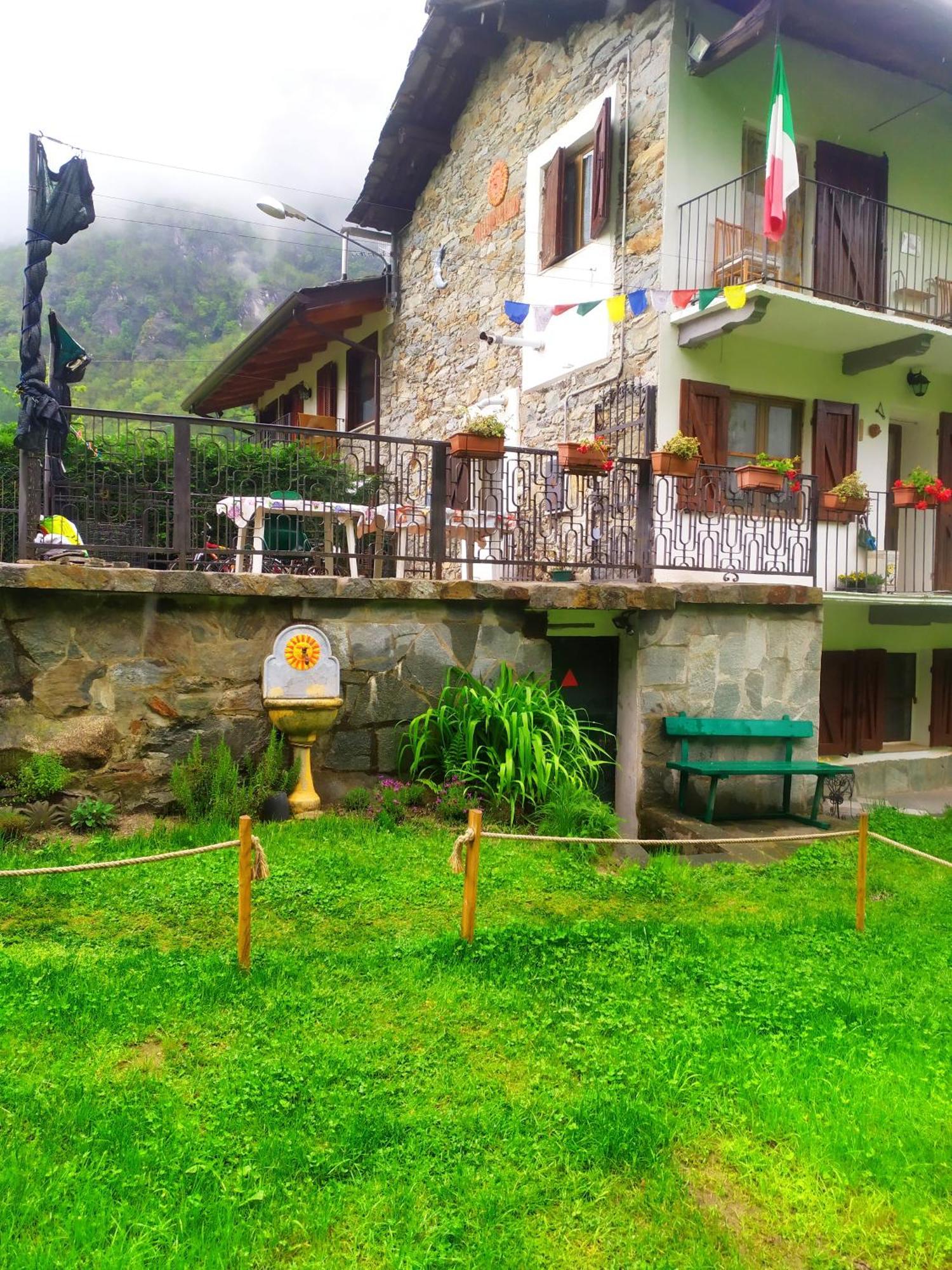 La Ghita Bed & Breakfast Sparone Ngoại thất bức ảnh